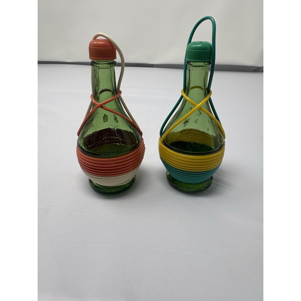 Vintage Chianti Bottles Salt and Pepper Shakers Made in Italy Orange Yellow MCM